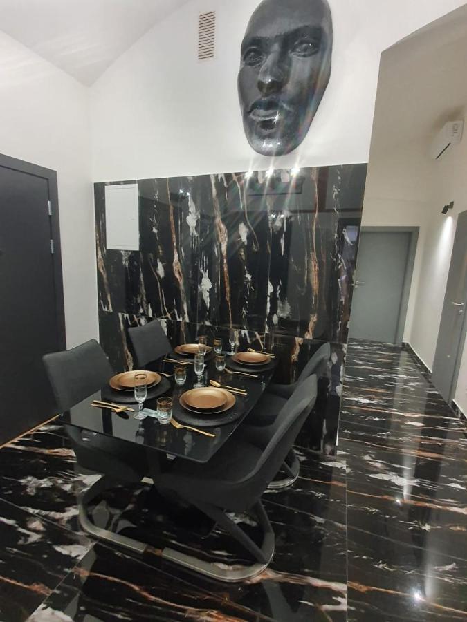 Monar Exclusive Center Free Parking In Garage Apartman Kassa Kültér fotó