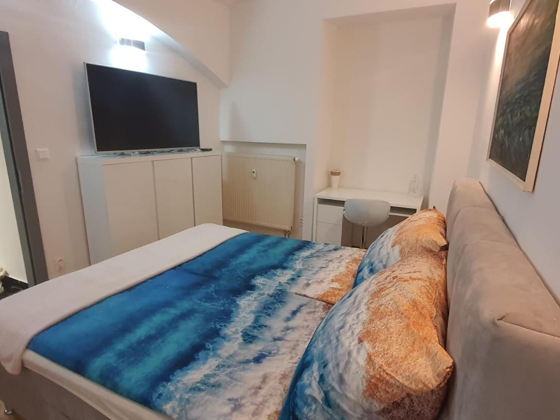 Monar Exclusive Center Free Parking In Garage Apartman Kassa Kültér fotó