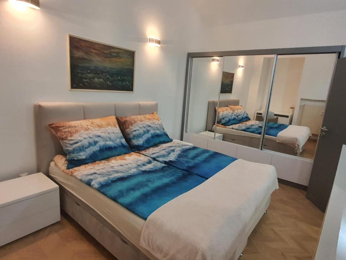 Monar Exclusive Center Free Parking In Garage Apartman Kassa Kültér fotó