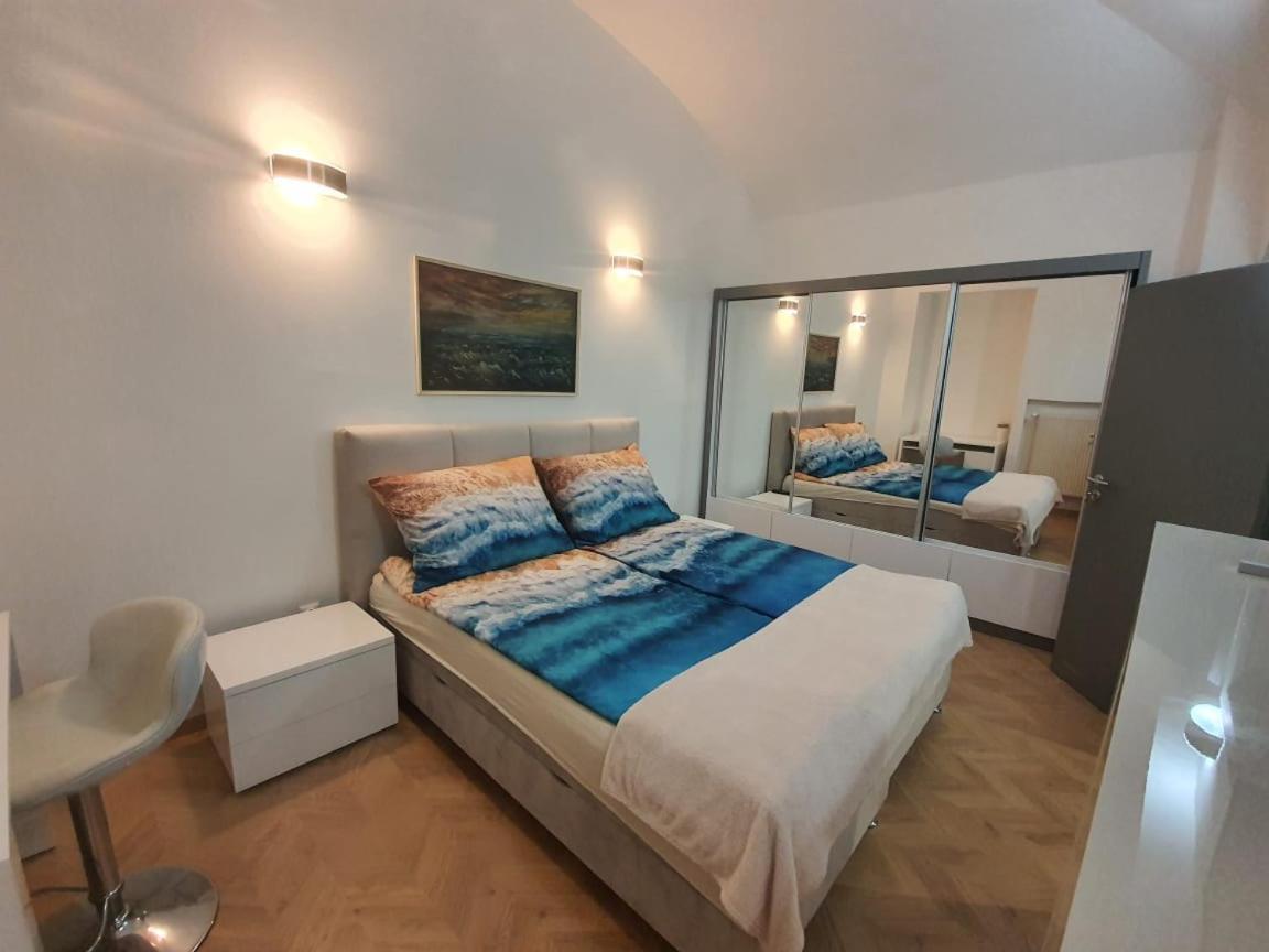 Monar Exclusive Center Free Parking In Garage Apartman Kassa Kültér fotó