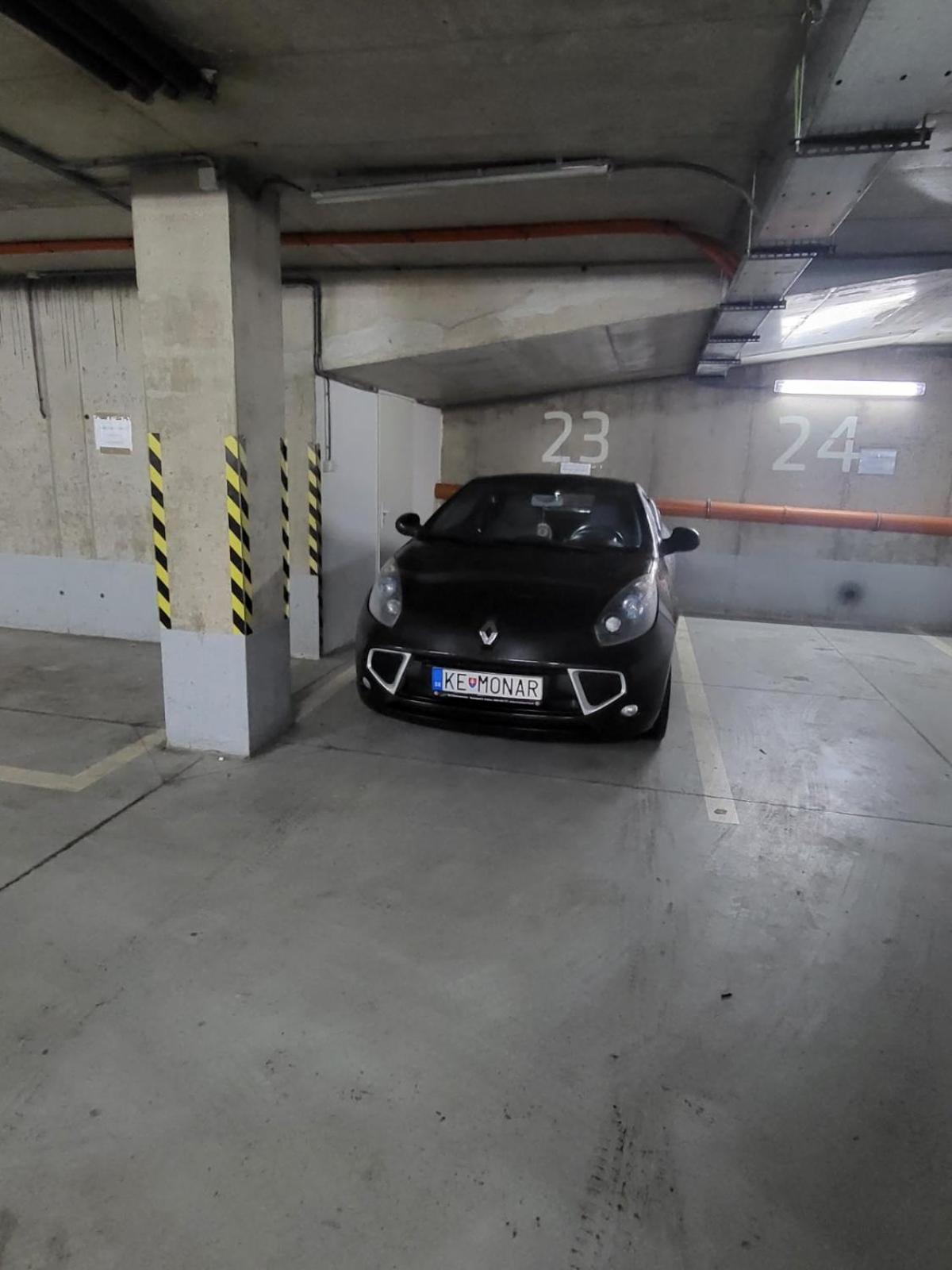 Monar Exclusive Center Free Parking In Garage Apartman Kassa Kültér fotó
